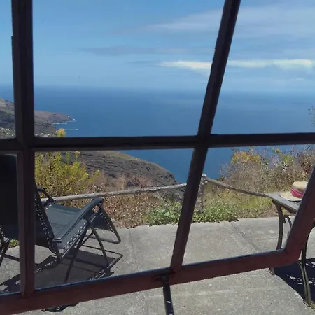Holiday home Adorable Tiny House El Sitio With Amazing Views